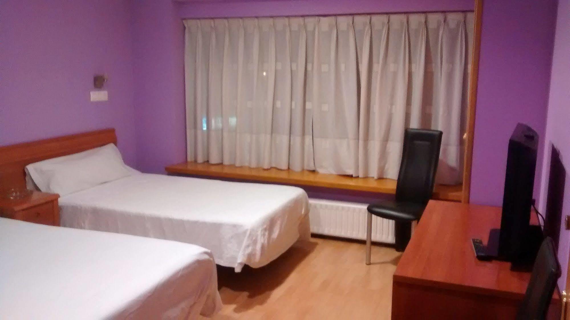 Hostal Alvarez 오비에도 외부 사진